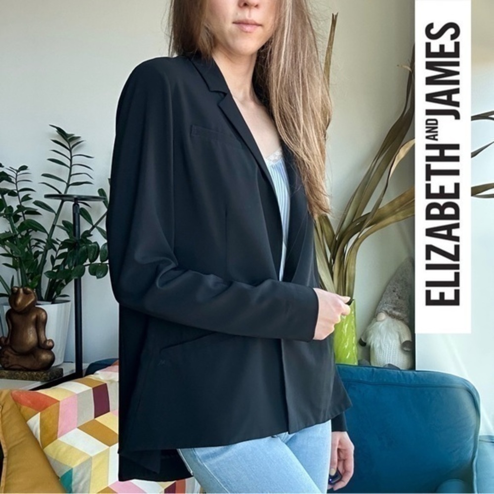 💥SALE💥 Elizabeth and James High Low Black Long Sleeve Middle Blazer M